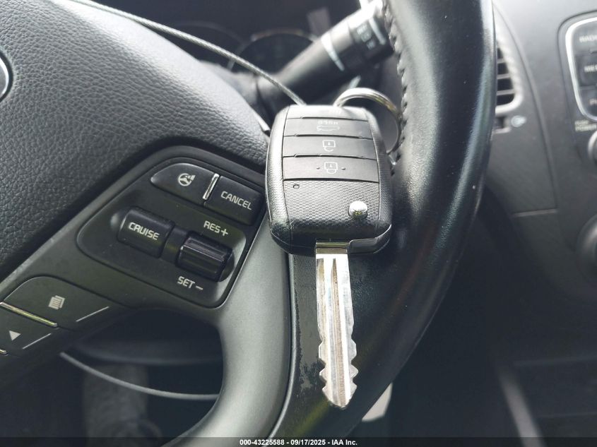 2016 Kia Forte Koup Ex VIN: KNAFX6A85G5621063 Lot: 43225588