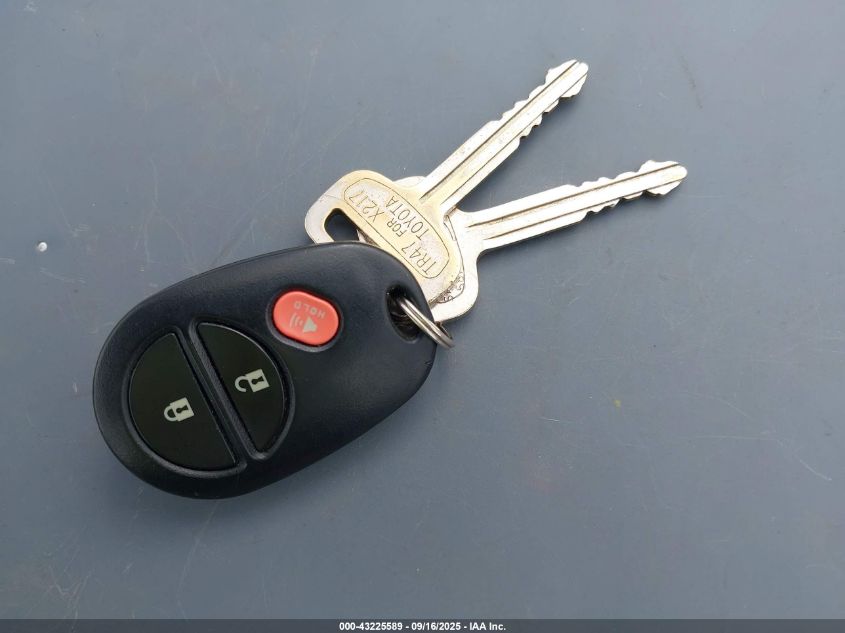 2009 Toyota Sienna Ce VIN: 5TDZK23C49S281975 Lot: 43225589