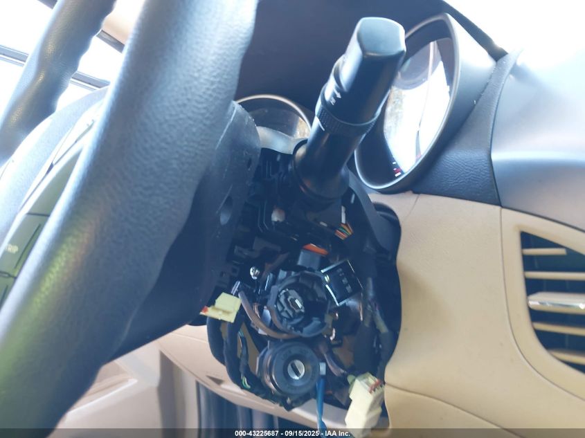 2013 Hyundai Elantra Gls/Limited VIN: 5NPDH4AEXDH215986 Lot: 43225687