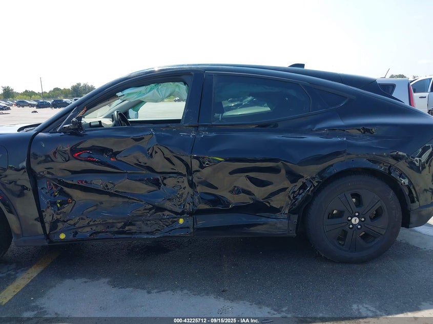 2021 FORD MUSTANG MACH-E CALIFORNIA ROUTE 1 - 3FMTK2R72MMA35673