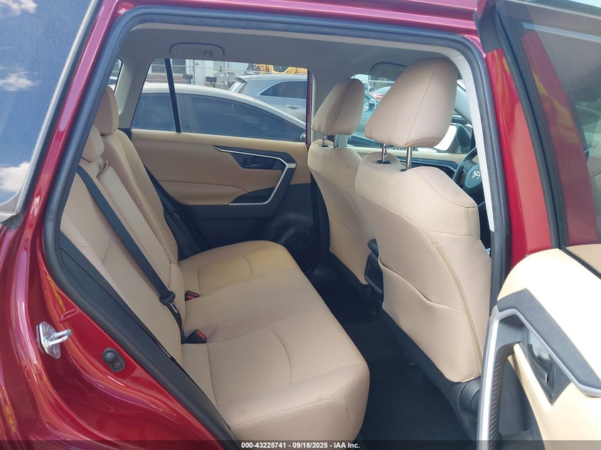 2019 TOYOTA RAV4 LE - 2T3H1RFV2KW038786