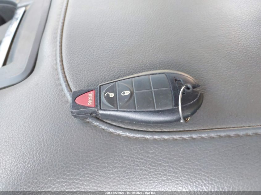 2014 Ram 3500 Slt VIN: 3C63RRHJ5EG270050 Lot: 43225927