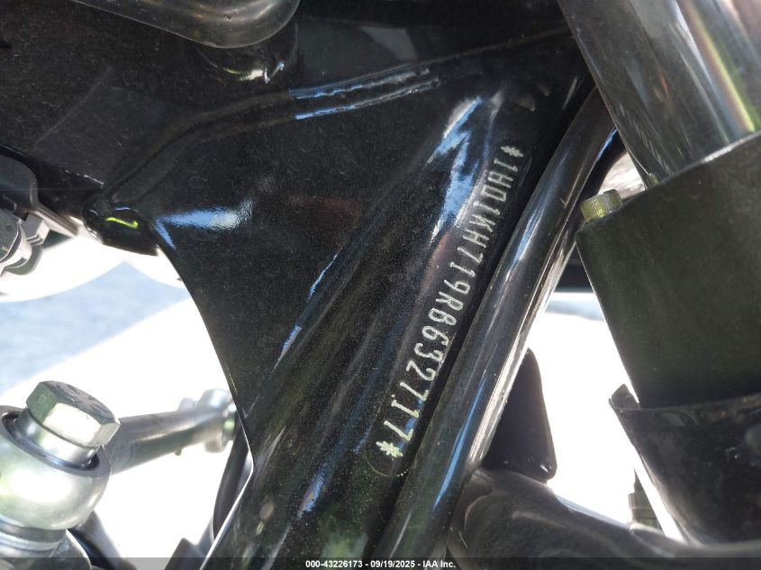 2024 Harley-Davidson Fltrx VIN: 1HD1KH719RB632717 Lot: 43226173