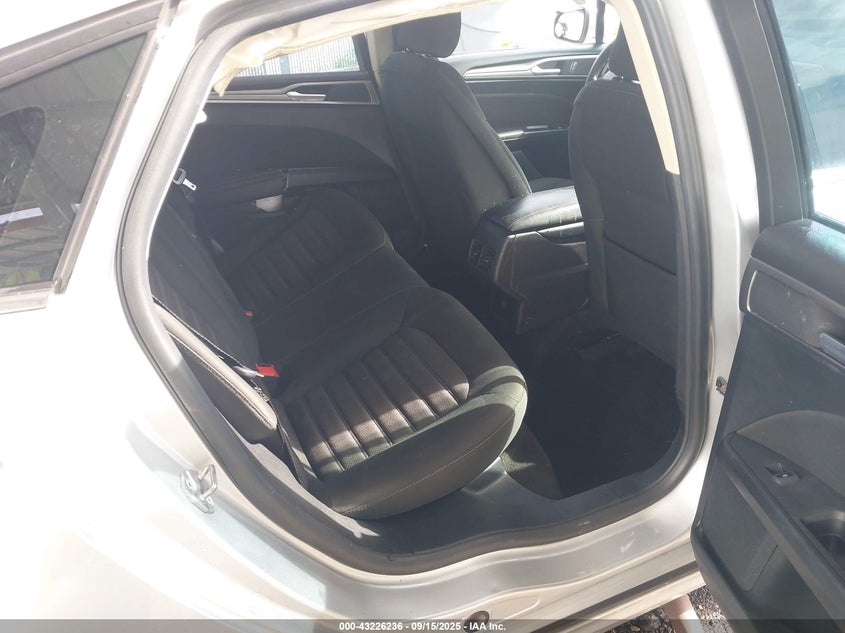 2018 Ford Fusion Se VIN: 3FA6P0H70JR273504 Lot: 43226236