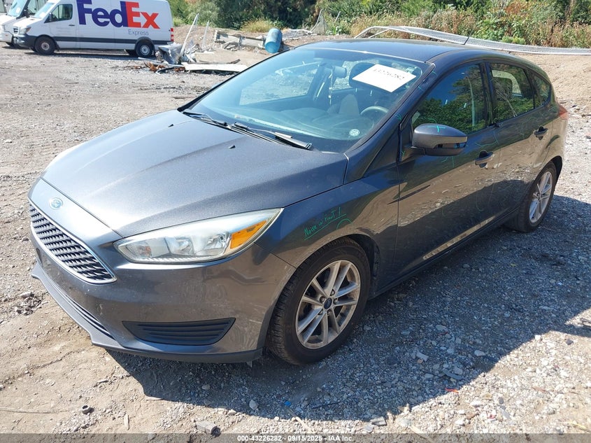 2015 FORD FOCUS SE - 1FADP3K22FL254691