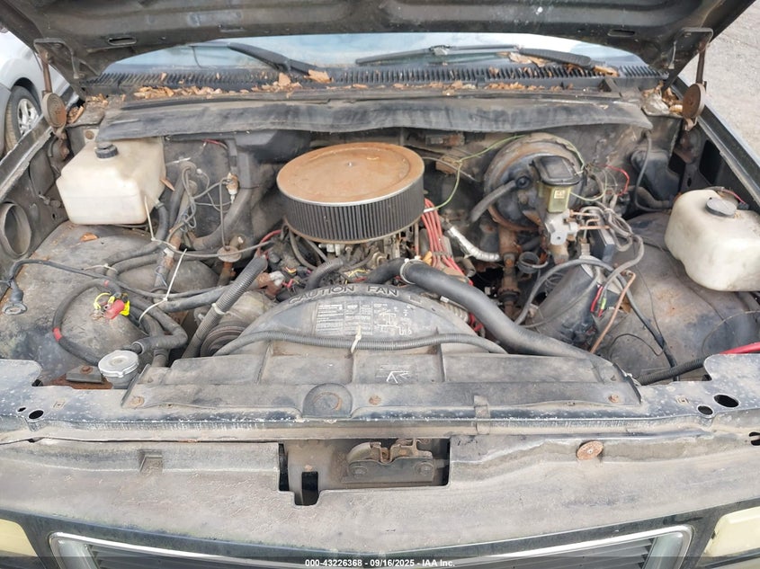 1GTGK34KXJE521527 1988 GMC  photo no. 10