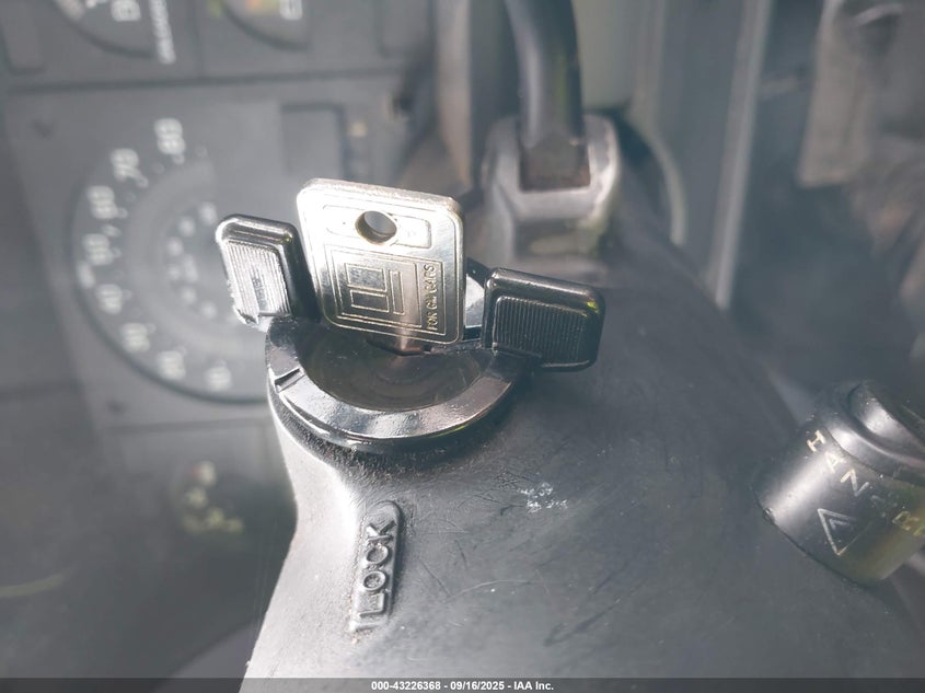 1GTGK34KXJE521527 1988 GMC  photo no. 11