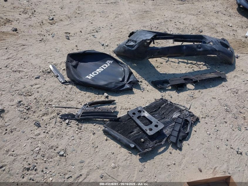 2004 Honda Cr-V Lx VIN: SHSRD68424U207687 Lot: 43226381