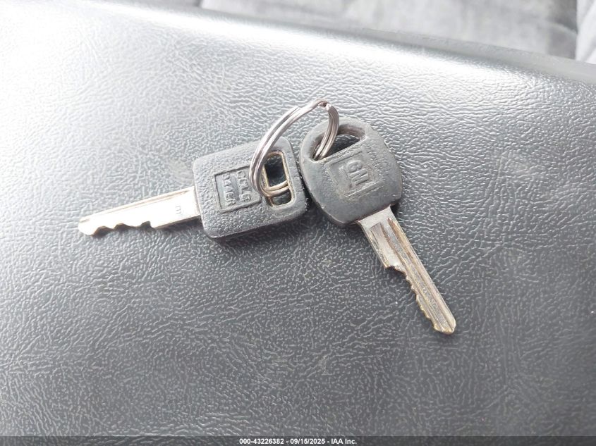 1993 Chevrolet Blazer S10 VIN: 1GNDT13W3P2205445 Lot: 43226382