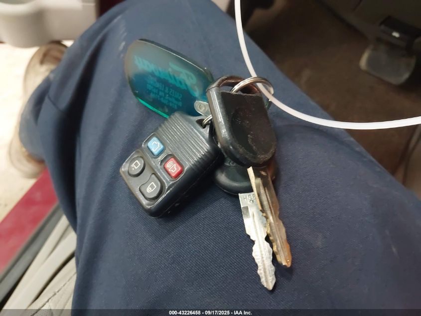 2011 Ford Focus Se VIN: 1FAHP3FN5BW144975 Lot: 43226458