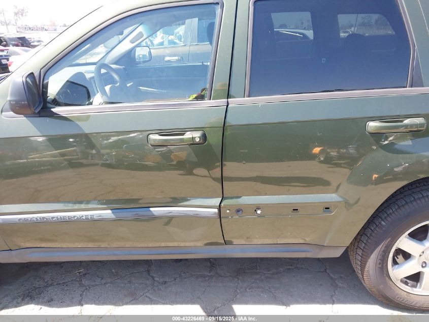 2008 Jeep Grand Cherokee Laredo VIN: 1J8GR48K28C137946 Lot: 43226469