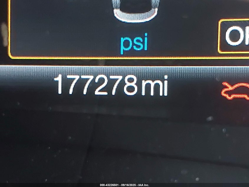 2019 FORD FUSION ENERGI TITANIUM - 3FA6P0SU5KR184950