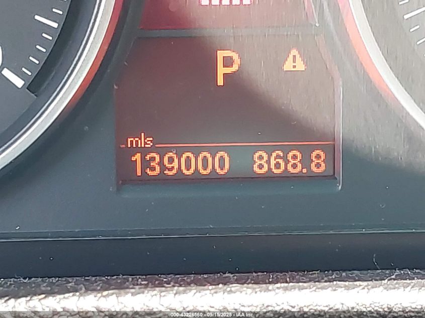 2006 BMW 330I VIN: WBAVB33586KR81827 Lot: 43226560