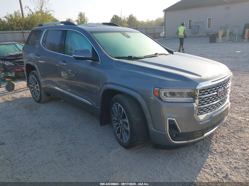 GMC ACADIA AWD DENALI