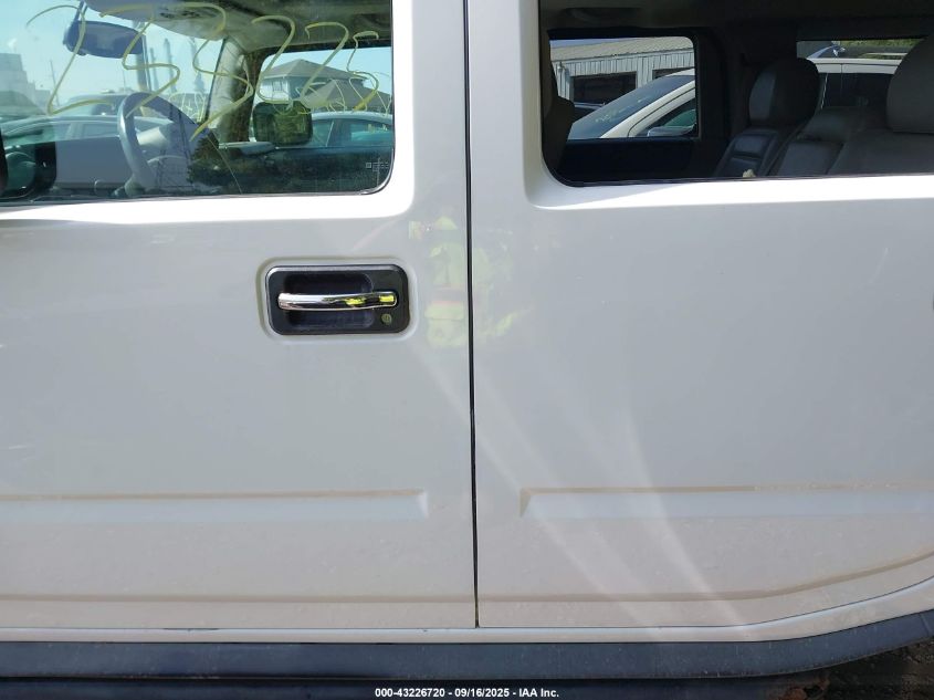 2004 Hummer H2 VIN: 5GRGN23U54H100627 Lot: 43226720