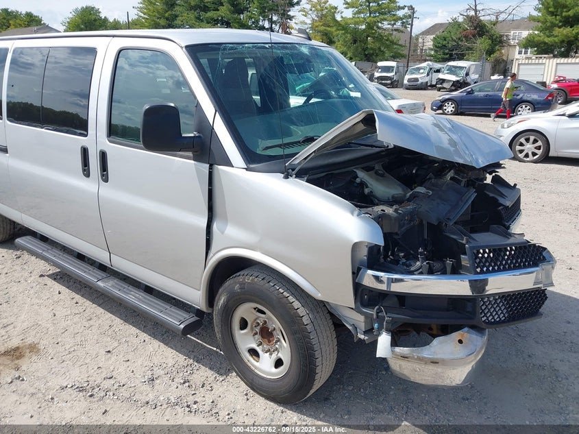 2016 CHEVROLET EXPRESS 3500 LT - 1GAZGPFG8G1197836