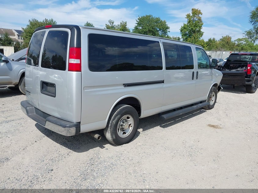 2016 CHEVROLET EXPRESS 3500 LT - 1GAZGPFG8G1197836