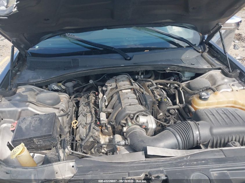 2011 Chrysler 300C VIN: 2C3CA6CT8BH598859 Lot: 43226807