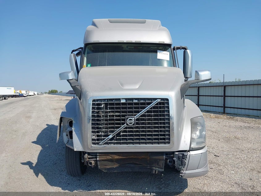 2017 Volvo Vnl VIN: 4V4NC9EH5HN983308 Lot: 43226828