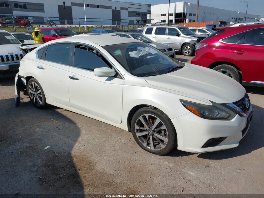 NISSAN ALTIMA 2.5 SR