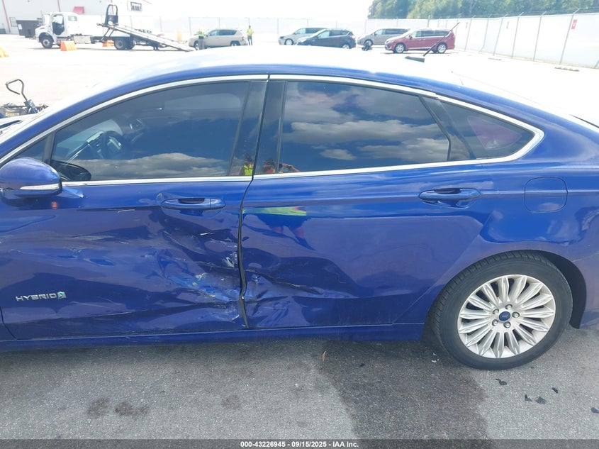 2015 FORD FUSION HYBRID SE - 3FA6P0LU3FR199774