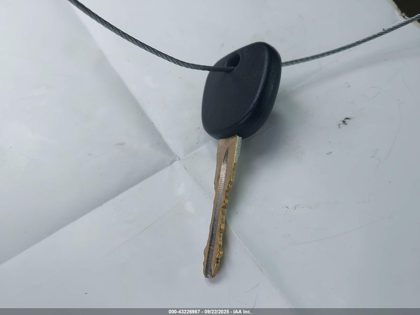 2009 Cadillac Cts Standard VIN: 1G6DF577090138136 Lot: 43226987