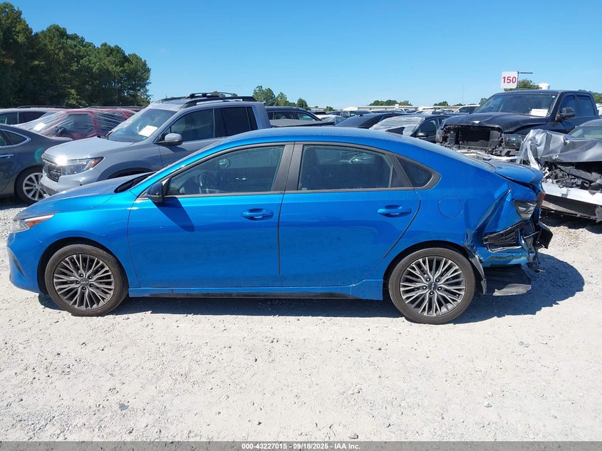 2023 Kia Forte Gt-Line VIN: 3KPF54AD9PE561710 Lot: 43227015