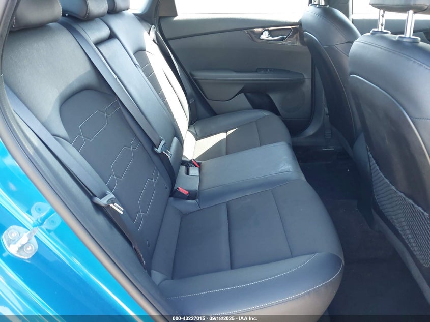 2023 Kia Forte Gt-Line VIN: 3KPF54AD9PE561710 Lot: 43227015