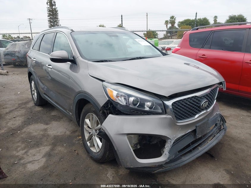2016 KIA SORENTO 3.3L LX - 5XYPGDA50GG158161