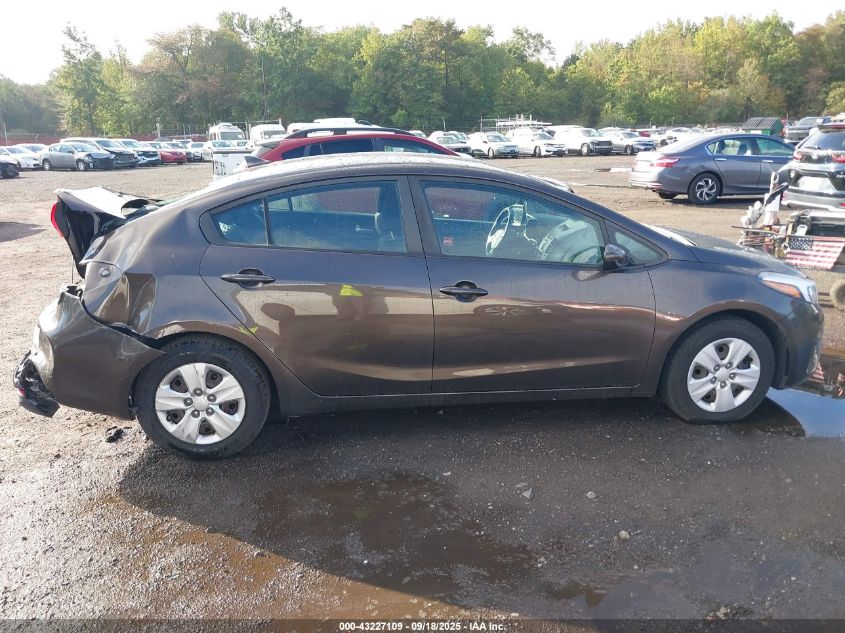 2018 Kia Forte Lx VIN: 3KPFK4A79JE197248 Lot: 43227109