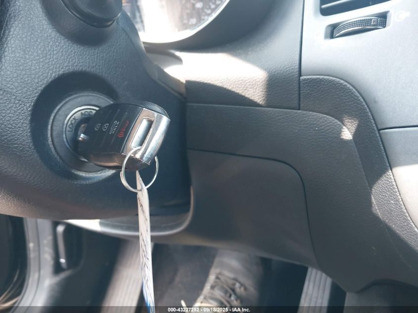 2018 Kia Forte Lx VIN: KNAFK5A82J5772913 Lot: 43227252