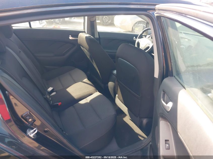 2018 Kia Forte Lx VIN: KNAFK5A82J5772913 Lot: 43227252