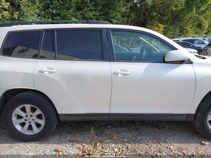 2013 TOYOTA HIGHLANDER SE V6 5TDBK3EH5DS257452