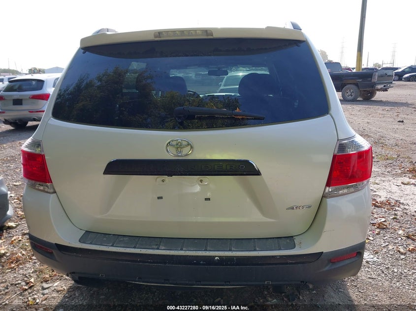 2013 TOYOTA HIGHLANDER SE V6 5TDBK3EH5DS257452