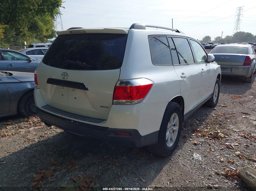 2013 TOYOTA HIGHLANDER SE V6 5TDBK3EH5DS257452