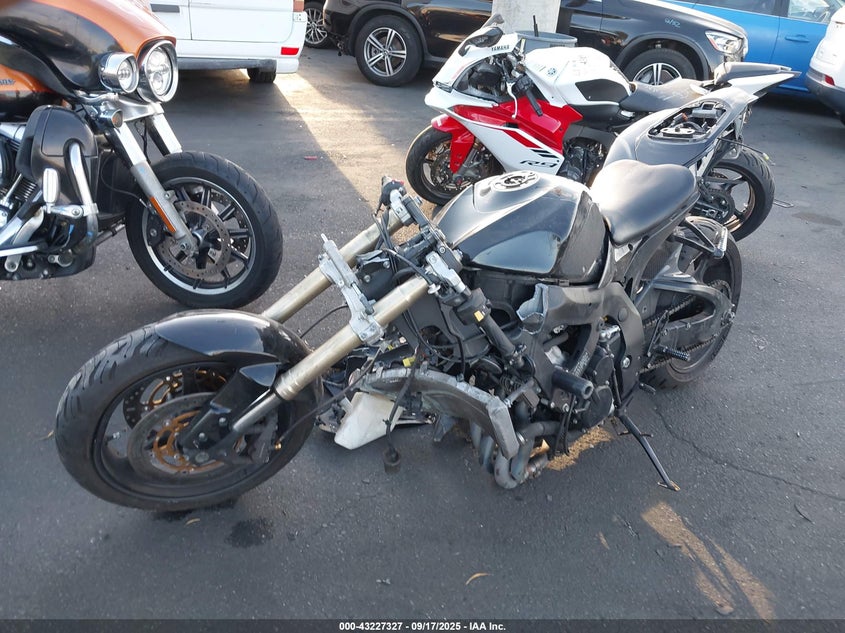 2007 Suzuki Gsx-R600 black null null JS1GN7DA572101622 photo #3