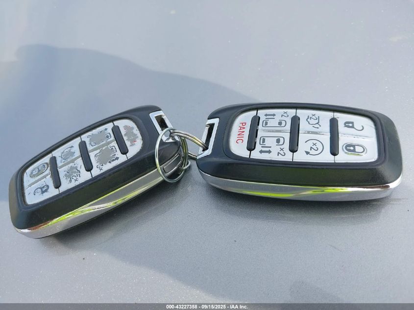 2017 Chrysler Pacifica Touring-L Plus VIN: 2C4RC1EG1HR506254 Lot: 43227358