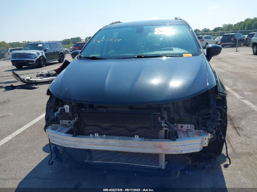 2019 Chrysler Pacifica Touring L VIN: 2C4RC1BG5KR575931 Lot: 43227438