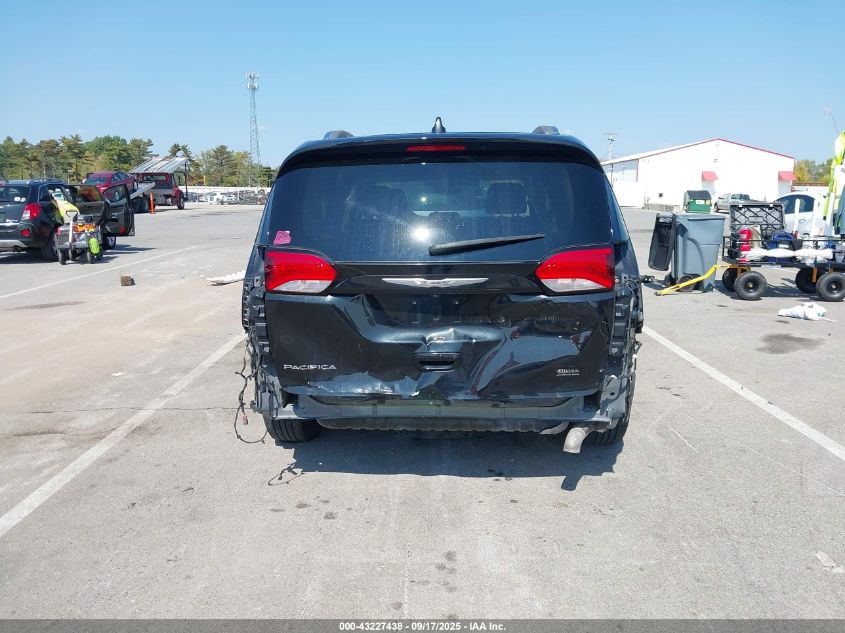 2019 Chrysler Pacifica Touring L VIN: 2C4RC1BG5KR575931 Lot: 43227438