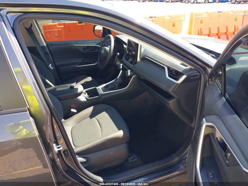 2023 TOYOTA RAV4 LE - 2T3F1RFV7PC348299