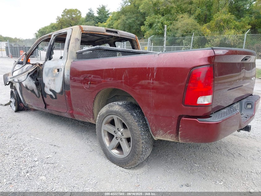 1C6RR7FG4JS121461 2018 RAM 1500 photo no. 3