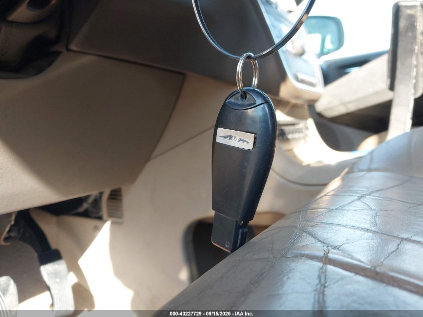 2012 Chrysler Town & Country Limited VIN: 2C4RC1GG7CR278282 Lot: 43227729