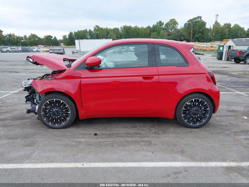 2024 Fiat 500E Inspi(Red) Fwd VIN: ZFAFFAA41RX203362 Lot: 43227744