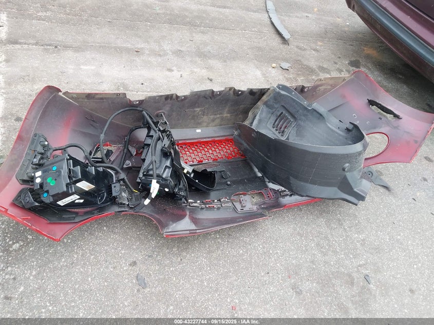 2024 Fiat 500E Inspi(Red) Fwd VIN: ZFAFFAA41RX203362 Lot: 43227744