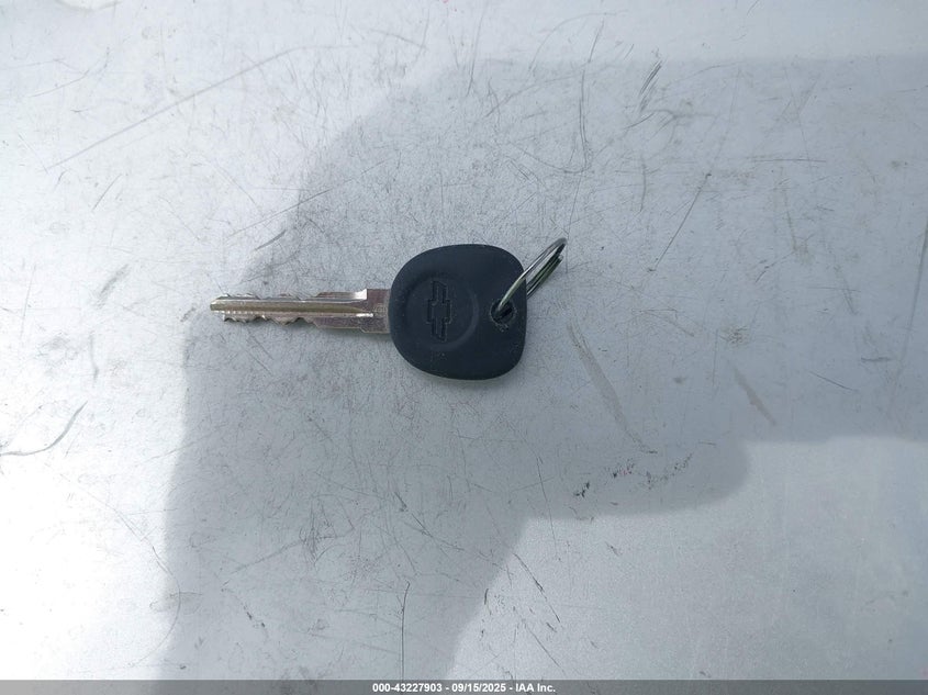 2008 Chevrolet Hhr Lt VIN: 3GNDA23P68S570180 Lot: 43227903