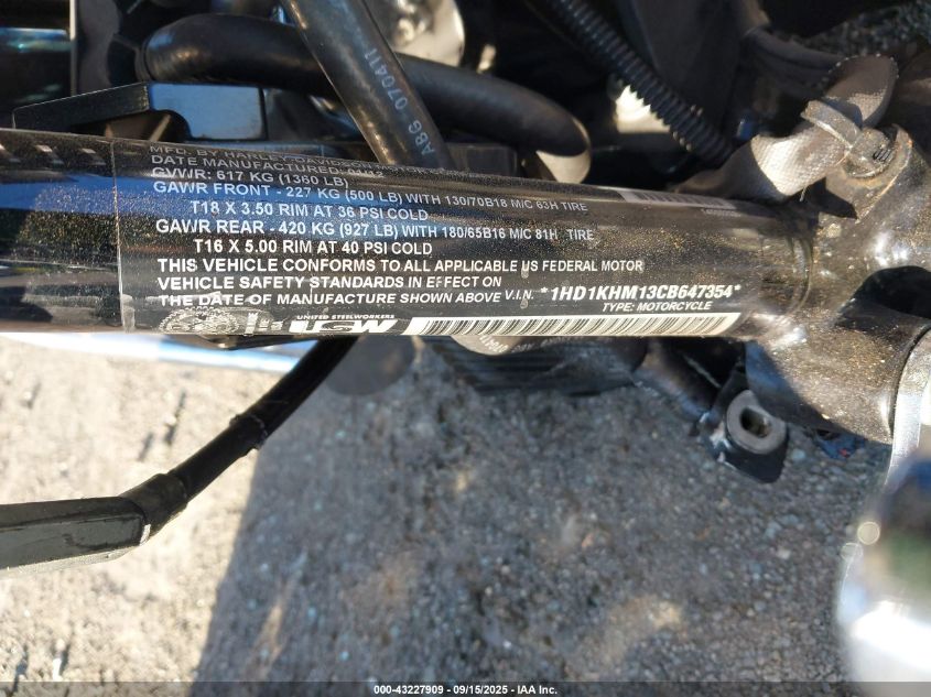 2012 Harley-Davidson Fltrx Road Glide Custom VIN: 1HD1KHM13CB647354 Lot: 43227909