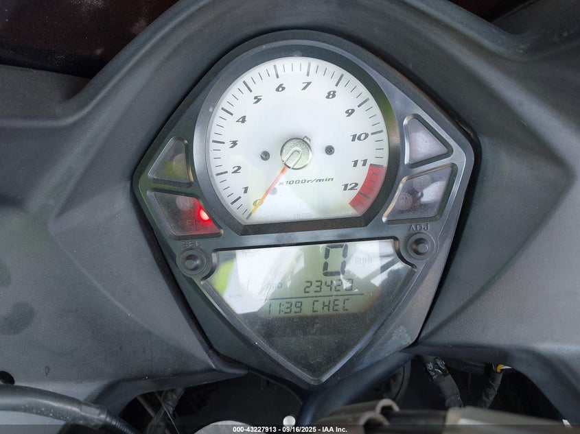 2009 SUZUKI SV650 - JS1VP53AX92100427