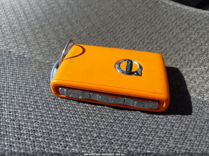 2024 Volvo Xc90 Recharge Plug-In Hybrid T8 Ultimate Bright Theme 7-Seater VIN: YV4H60CF8R1210674 Lot: 43227944