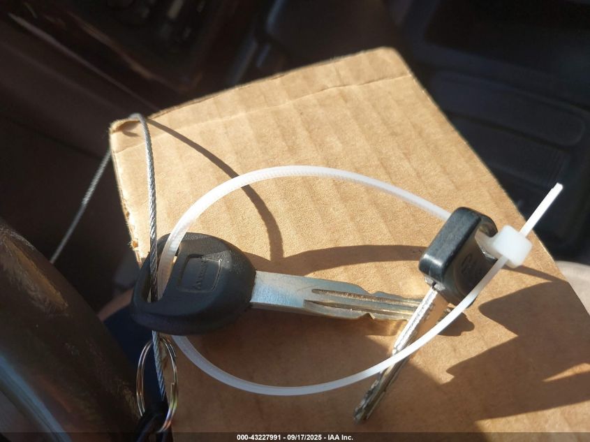 2002 Isuzu Rodeo Ls 3.2L V6/Lse 3.2L V6/S 3.2L V6 VIN: 4S2CK58W324310608 Lot: 43227991