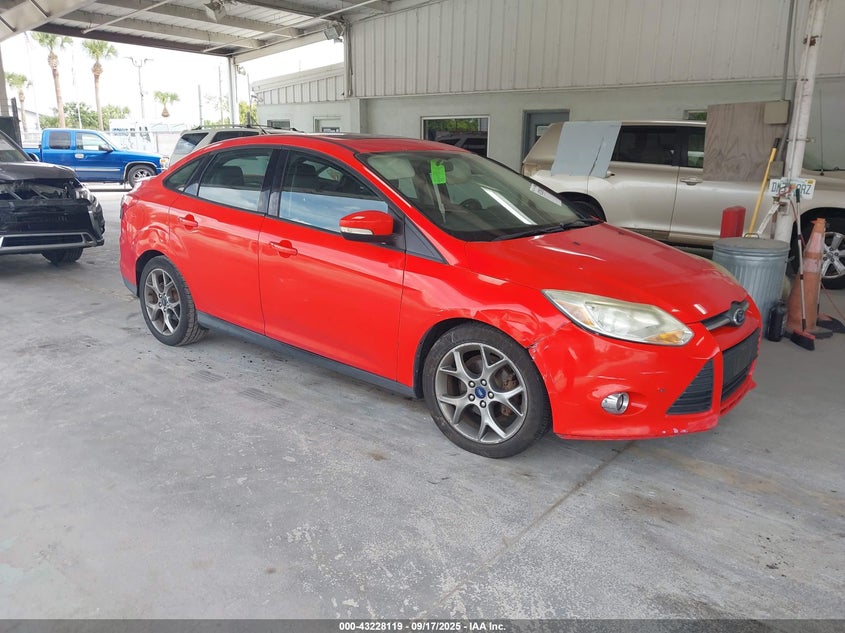 2014 FORD FOCUS SE - 1FADP3F28EL435674